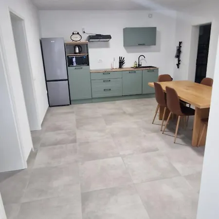 Apartment Greenjoy * Podčetrtek