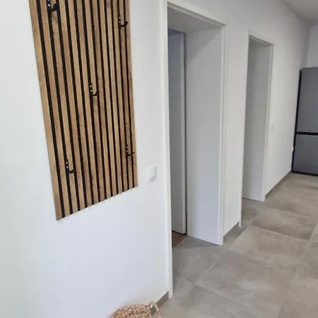 Apartamento Apartma Bach Podčetrtek